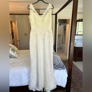 Amy Kuschel Wedding Dress